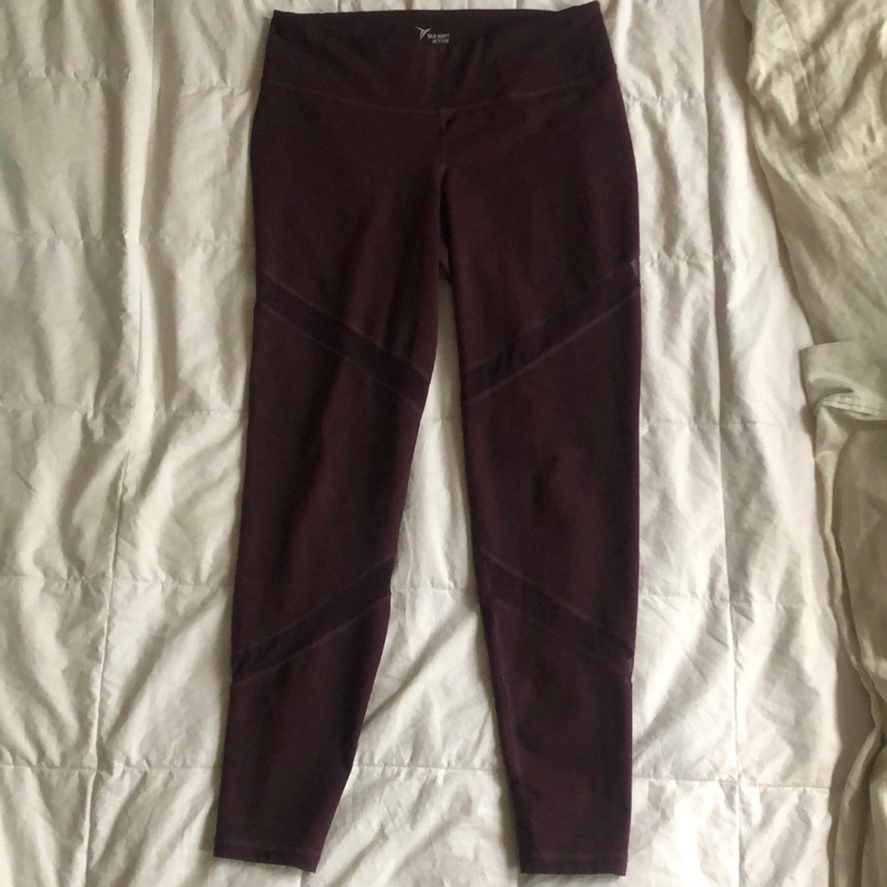 Old Navy Activewear Maroon Compression Leggings